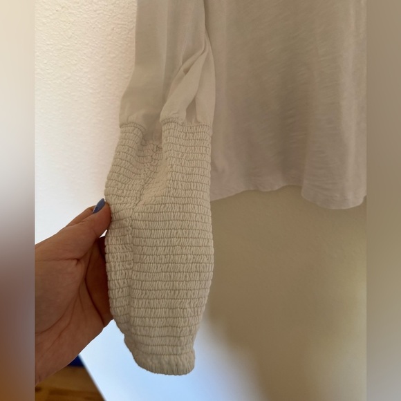 Veronica Beard White Pima Cotton Scoop Long Sleeve Gold Buttons Medium FLAWED - Picture 5 of 8